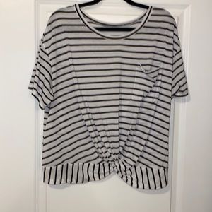 Tied striped tee with pocket